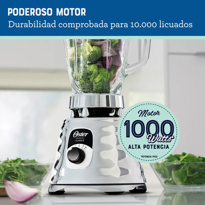 Licuadora clásica Oster® cromada con perilla ergonómica de 3 velocidades BLST4655
