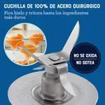 Licuadora clásica Oster® cromada con perilla ergonómica de 3 velocidades BLST4655